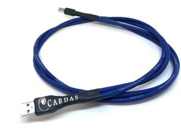 Kabel USB Cardas Clear High Speed 1m niebieski z posrebrzanymi złączami USB, widok z góry na białym tle