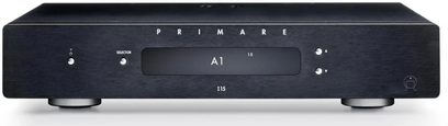 Primare I15 črni stereo hi-fi ojačevalnik, sprednji pogled, črna sprednja plošča z modrim prikazovalnikom, srebrnim izbirnikom in gumbi