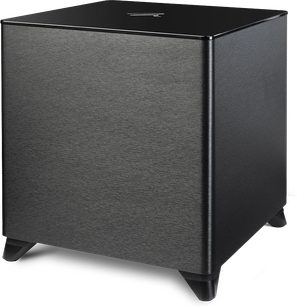 Subwoofer Dynamo Foundation 12, vista angolare, cabinet cubico nero, superficie superiore liscia, piedini inclinati, angoli arrotondati