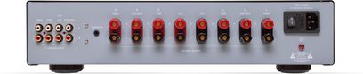 Nuforce MCA-20 sort multikanal-effektforstærker, frontvisning, 7 analoge indgange, 7 højttalerudgange, strømafbryder