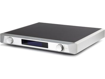 Nuprime Evolution DAC2 audio converter, silver, perspective view, rectangular casing, silver front panel, central screen, 2 circular buttons