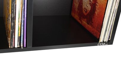 Sort Enova HIFI Vinyle Box 240 vinylmøbel set forfra, hylder til vinylplader og CD'er, plads til vinylpladespiller
