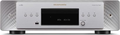 Плеєр CD Marantz CD60 сріблястого кольору, передня панель з LCD-дисплеєм, кнопками та роз'ємами на передній панелі, вид спереду