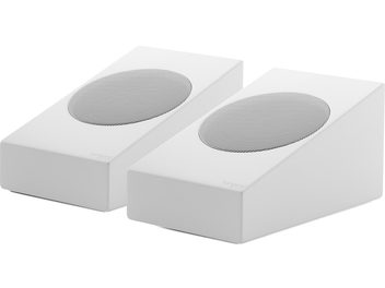 Paire d’enceintes Dolby Atmos Tangent Spectrum II XATM blanches, forme trapézoïdale, grilles ovales métal, vue trois-quarts
