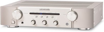 Marantz PM5003 sølvfarvet stereo hi-fi-forstærker, set forfra, knapper og stik på forsiden, to volumenkontrolknapper