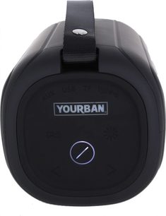 Sort Bluetooth-højttaler Yourban Getone 35, set forfra, cirkulær central knap, sort tekstilstrop med metalnitte