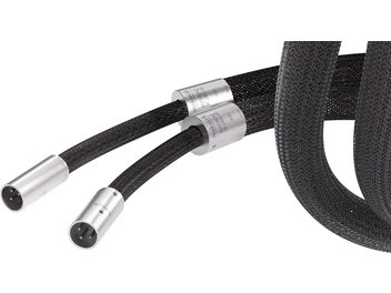 Audio kabel Inakustik NF-2405 AIR XLR analogový, černý opletený plášť, stříbrné kovové válcové konektory, perspektivní pohled