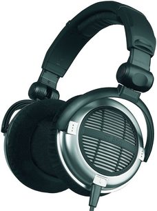 Beyerdynamic DT860 åbne hi-fi-hovedtelefoner i sort, set fra venstre side. Hovedbøjle og ovale ørekopper i plastik. Metalgitter på transducere.