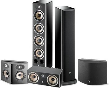 Focal Aria 936 SR sort lakeret højttaler-pakke bestående af 2 gulvhøjtalere, 1 center, 2 reolhøjtalere og 1 subwoofer, alle med sort lakeret finish
