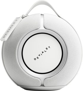 Kaasaskantav Bluetooth-kõlar DEVIALET Mania valge, eestvaade, sfääriline kuju integreeritud käepideme ja valge võrega