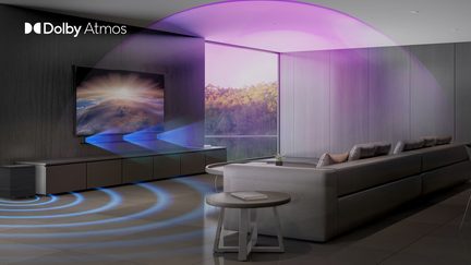 En biograflyd er der. Klipsch Cinema 700 Dolby Atmos soundbaren dekoder Dolby Atmos 7.1.4 fra 8 drivere for en virkelig indlevende oplevelse.