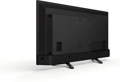 Siyah plastik Sony KD32W800P1 televizyon, üç çeyrek arka görünüm, yan ayaklar, montaj delikleri