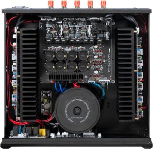 Emotiva BASX A-5175 sort effektforstærker, indvendigt billede der viser de elektroniske komponenter og toroidaltransformatoren