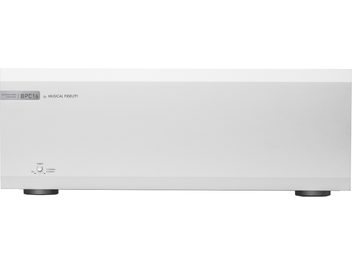 Condicionador de energia Musical Fidelity BPC 16 prateado, vista frontal, caixa retangular, pés circulares cinza, inscrições discretas