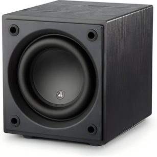 JL Audio Dominion D108 baskabin i sort ask, frontvisning, kubisk form, sort rund højttaler i midten