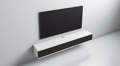 Vægmonteret audio-video-møbel Unnu Classic Series Model 13S hvid, sort front, glat kabelgennemføring i midten, set fra oven