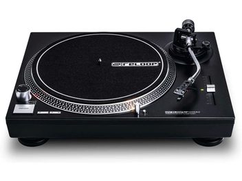 Czarna gramofon winylowa Reloop RP 1000 MK2, widok z góry, okrągły talerz, ramię odczytujące, potencjometry i pokrętła regulacyjne