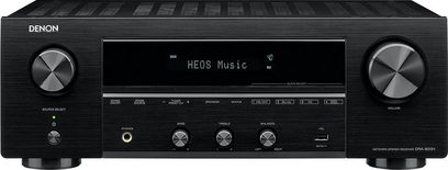 Amplificatore hi-fi stereo Denon DRA-800H nero, pannello frontale, vista frontale, pulsanti, display che mostra "HEOS Music", prese per cuffie e audio