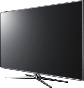 Samsung UE46D7000 Großbild-LED-Flachbildfernseher, schlanker schwarzer Rahmen, leicht seitliche Frontansicht