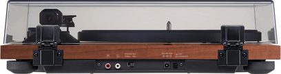 Gramofon TEAC TN-280BT walnut, pohled zepředu, dřevěný plát, černé raménko, ovládací prvky a konektory vpředu