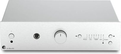 Integreeritud stereovõimendi Pro-Ject Uni Box S3 hõbedane, eestvaade, harjatud hõbedane esipaneel kesknupu ja sisendivalikutega