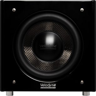 Subwoofer Velodyne SPL-X 10 v černém klavírním laku, pohled zepředu, centrální karbonový reproduktor, čtvercová skříň na kovových nožkách