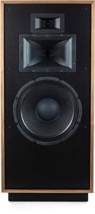 Sloupcový reproduktor Klipsch Forte IV v ořechovém provedení, pohled zepředu, černé reproduktory, šedý výškový reproduktor, černý přední panel, dřevěná skříň