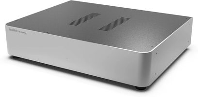Strømrenser IsoTek V5 ELEKTRA sølv, rektangulært kabinett, avrundede hjørner, grå toppflate med 2 ventilasjonsgitter