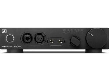 Sennheiser HDV 820 svart hodetelefonforsterker, skrå frontpanel, knapper, jack-kontakter, LCD-skjerm, børstet aluminium