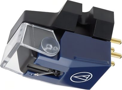 Cellula fonorivelatore per giradischi Audio Technica VM520EB, corpo in plastica nera, puntina con diamante sferico montata su cantilever, terminali dorati, basamento inclinato