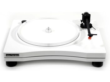 New Horizon 202 white turntable, white finish. Black tonearm with cartridge. Red button on the side
