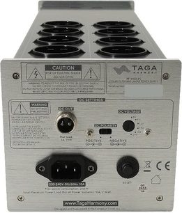 Taga Harmony PF-1000LPS argento, vista posteriore, 8 prese nere rotonde, involucro rettangolare, connettori e pulsanti visibili