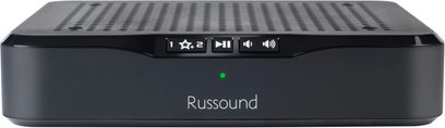 Russound MBX-PRE netværksaudioafspiller i sort set forfra, perforeret gitter, LCD-skærm, kontrolknapper