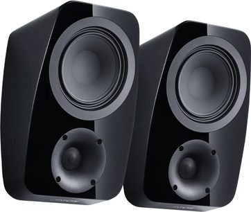 Pár reproduktorů Dolby Atmos Canton Vento AR 1 v černém lesklém provedení, pohled zepředu v tříčtvrtečním profilu s viditelnými reproduktory