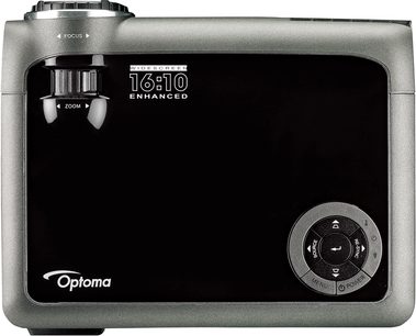Optoma EW330 gråsølv videoprojektor, set forfra, LCD-skærm der viser "16:10 ENHANCED", linse og kontrolknapper