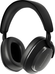 Bowers & Wilkins Px7 S3 Over‑Ear-Kopfhörer in mattem Schwarz, Dreiviertelansicht, geschlossene Ohrmuscheln aus glattem Kunststoff mit texturiertem Ring, dicke Ohrpolster aus Kunstleder und gepolsterter, stoffbezogener Kopfbügel