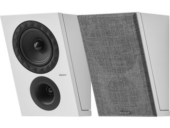 Dolby Atmos skaļrunis Elipson Prestige Facet II 6ATM, balts matēts MDF korpuss ar slīpu dizainu, vienā vienībā redzams melns vidējās frekvences skaļrunis ar dimanta rakstu un apaļš tvītera rags, bet otrs pārklāts ar pelēka auduma režģi.