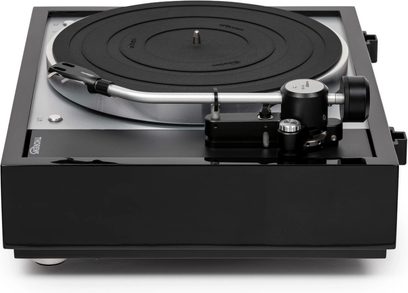 Hi-fi pladespiller Thorens TD 1601 med TP 160 sort, set forfra i en let vinkel ovenfra, sort lakeret sokkel, sort cirkulær pladetallerken, sølvfarvet tonearm med sort base, cylindrisk sort justeringsknap, synlige fødder nederst