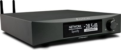 Czarny odtwarzacz sieciowy Nuprime Stream 9, przedni panel z wyświetlaczem LCD pokazującym "NETWORK -28.5 dB Spotify LOUDNESS**"