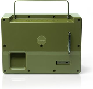 Cassa portatile Tivoli SongBook Max verde, vista posteriore, custodia in plastica, maniglia in metallo, antenna telescopica, porte USB