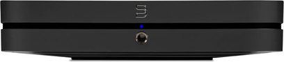 Lecteur audio réseau NODE noir 2025, vue de face, boîtier rectangulaire, bouton central, indicateur lumineux bleu