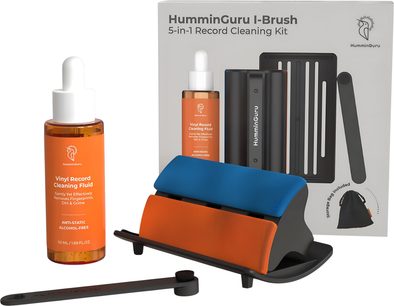 HumminGuru I-BRUSH 5-i-1 vinyl-rensesæt med orange flaske, blå og orange børster og sort etui