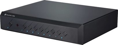 Nuprime MCH-K38 sort multikanal-effektforstærker, frontvisning, 8 knapper og 6 blå LED'er på frontpanelet