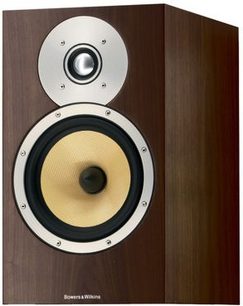 Regálová reprosoustava Bowers & Wilkins CM5 wengé, detailní pohled zepředu, výškový a basový reproduktor, tmavé dřevěné provedení