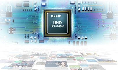Procesor Samsung UHD na modré desce plošných spojů s elektronickými součástkami, technologické časopisy v popředí