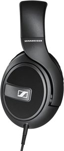 Sennheiser HD-569 sort hovedtelefoner, venstre profilvisning, ovale lukkede ørepuder, polstret hovedbøjle, fastgjort kabel