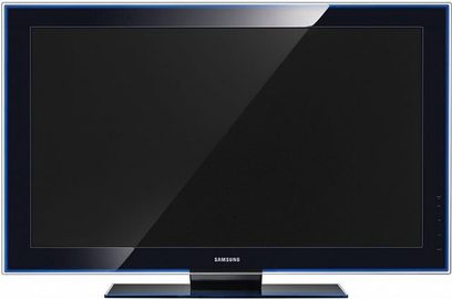 Samsung LE46A796 46-tommer TV, sort slukket skærm, smal sort højglans ramme, mørk grå centralt placeret fod