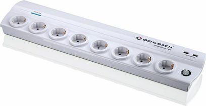 Oehlbach Power Socket 905 bílá 17021, 8 zásuvek s individuálními vypínači, pohled shora v mírném náklonu