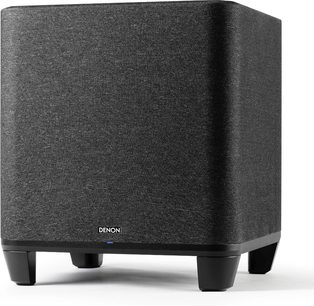 Denon Home Subwoofer svart, frontvy, kubisk form, mörkgrått akustiskt tyg, matt svart bas