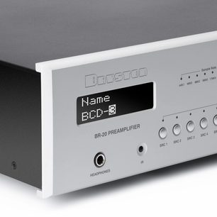 Bryston BR-20 silver stereoförsteg, frontpanel med digital display, runda knappar och hörlursuttag